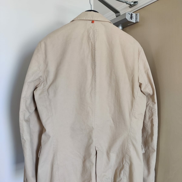 Hugo Boss - Picture 7 of 8